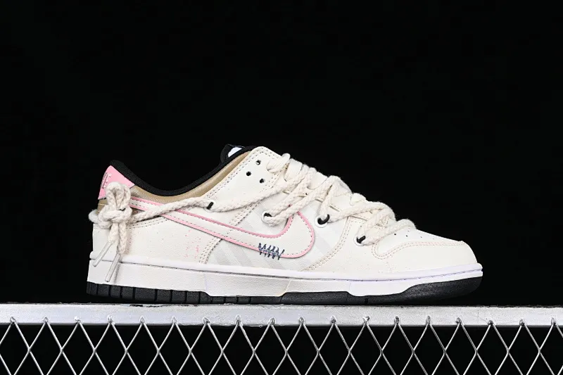 All Categories Nk SB Dunk Series Nk SB Dunk Low Low-top Sneakers Customized Big Box Nk Dunk Low Panda Prank Street Dance Theme-Pink Jumping SB Strappy Low-top Casual Sneakers DD1391-100